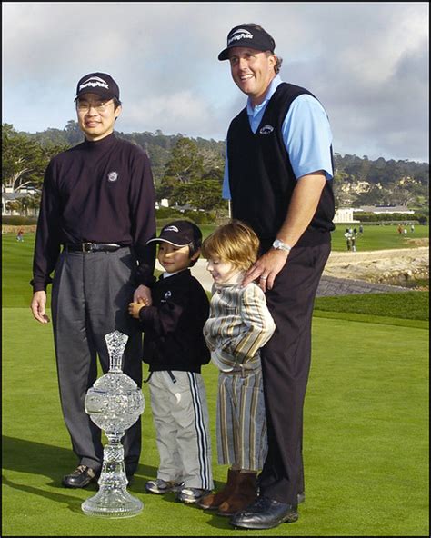 phil mickelson son illness.